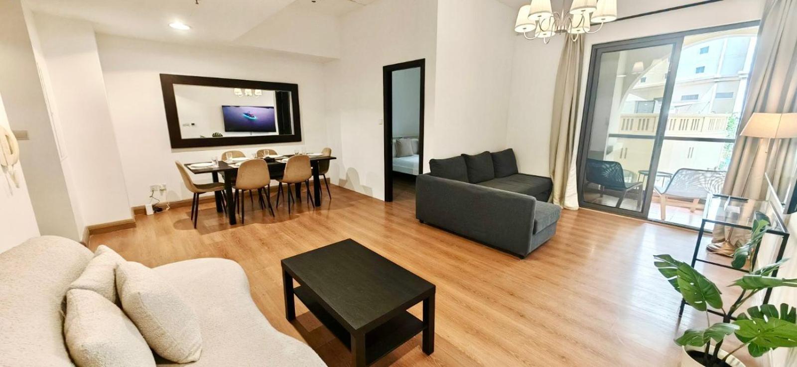 Beautiful 2Br & 4Br Apartments On Jbr Beach, Walking Distance To Bluewaters Island - By Sunkissed Holiday Homes Dubai Eksteriør bilde