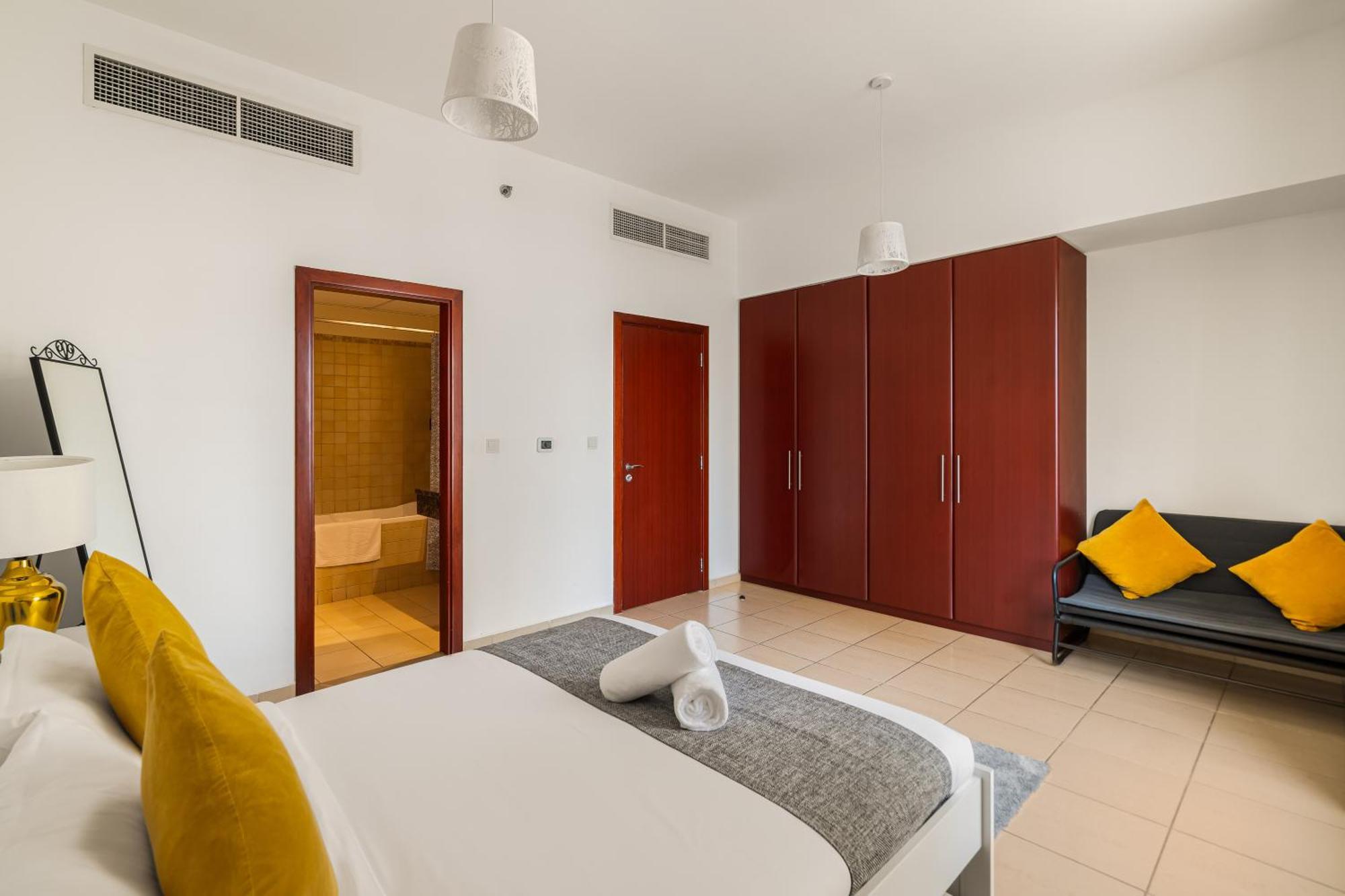 Beautiful 2Br & 4Br Apartments On Jbr Beach, Walking Distance To Bluewaters Island - By Sunkissed Holiday Homes Dubai Eksteriør bilde